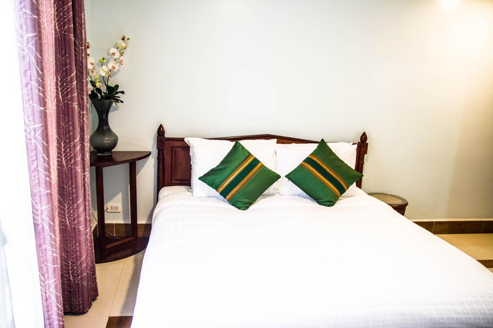 Family Boutique Hotel Vientiane Exterior photo