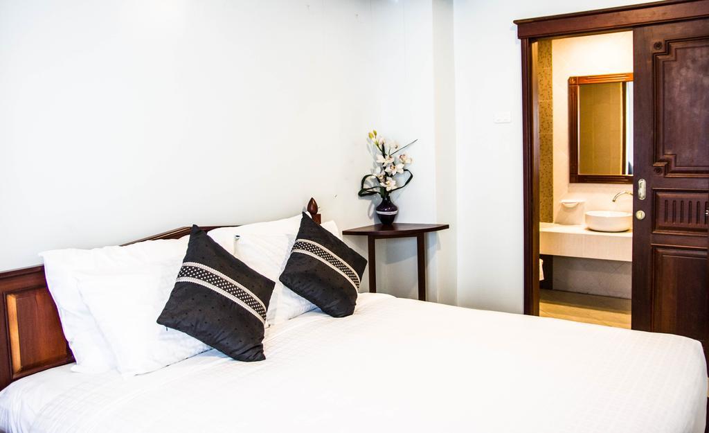Family Boutique Hotel Vientiane Exterior photo