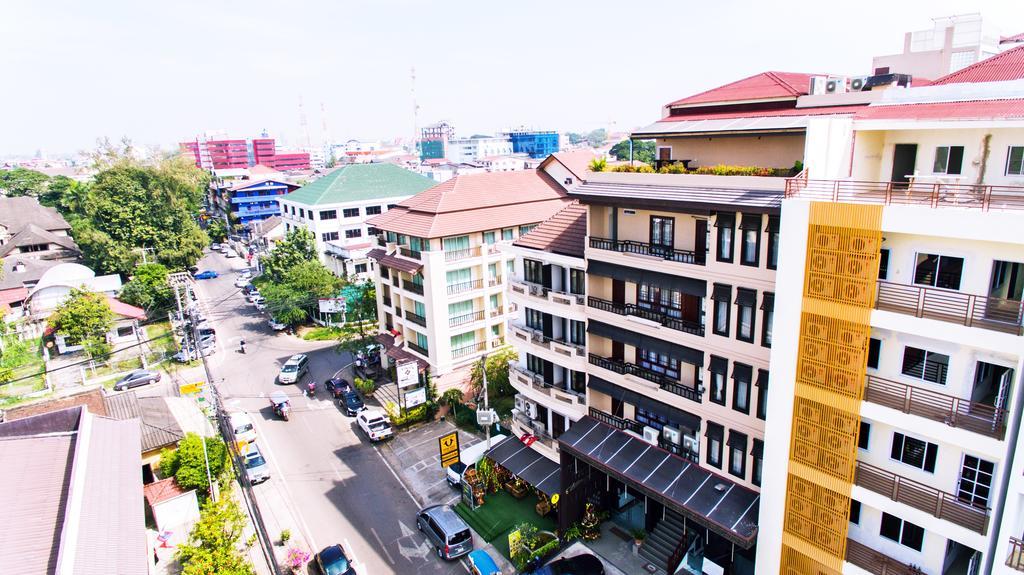 Family Boutique Hotel Vientiane Exterior photo