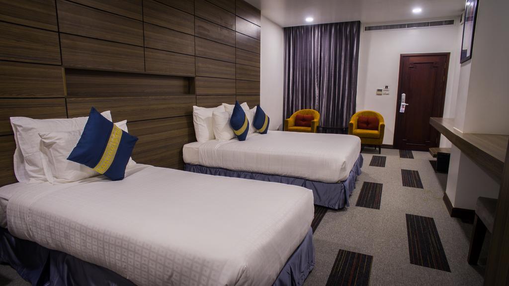 Family Boutique Hotel Vientiane Exterior photo