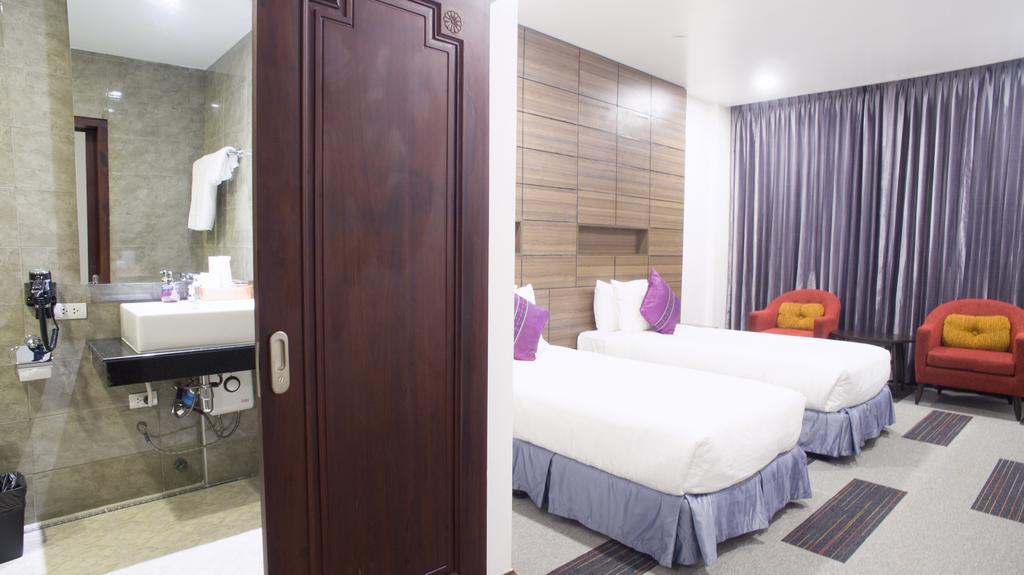 Family Boutique Hotel Vientiane Exterior photo