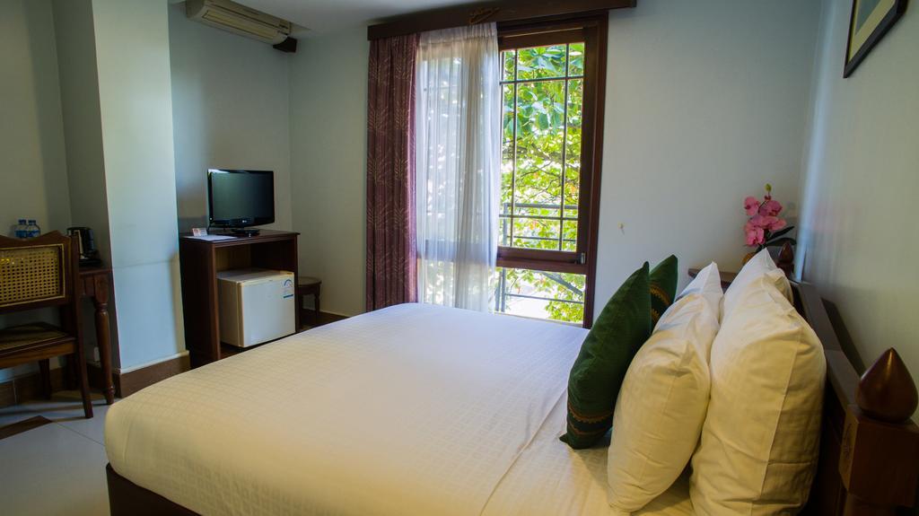 Family Boutique Hotel Vientiane Exterior photo