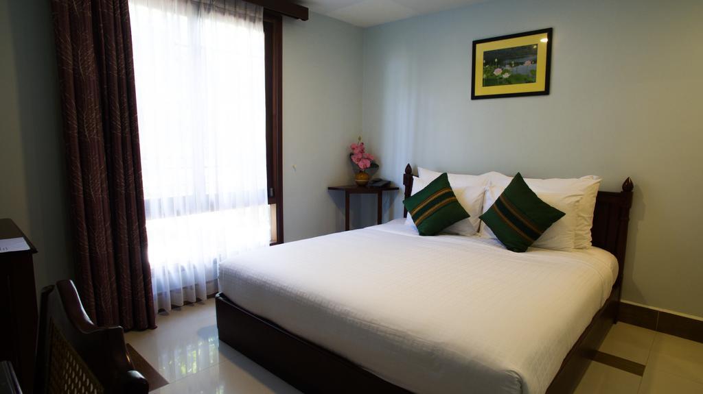 Family Boutique Hotel Vientiane Exterior photo