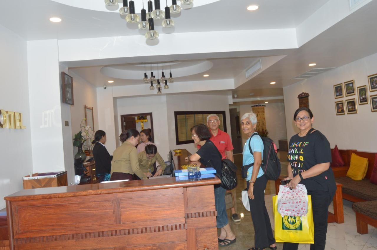 Family Boutique Hotel Vientiane Exterior photo